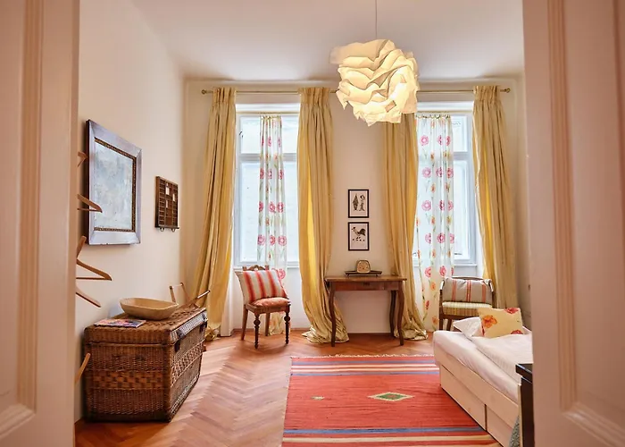 Slow Living I Schoenbrunn Und Park Naehe I Penzing Bahnhof Апартаменты