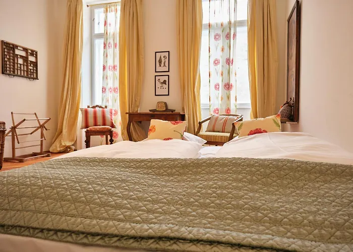 Slow Living I Schoenbrunn Und Park Naehe I Penzing Bahnhof * Вена