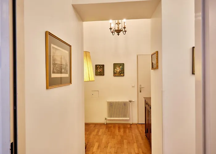 Slow Living I Schoenbrunn Und Park Naehe I Penzing Bahnhof Апартаменты